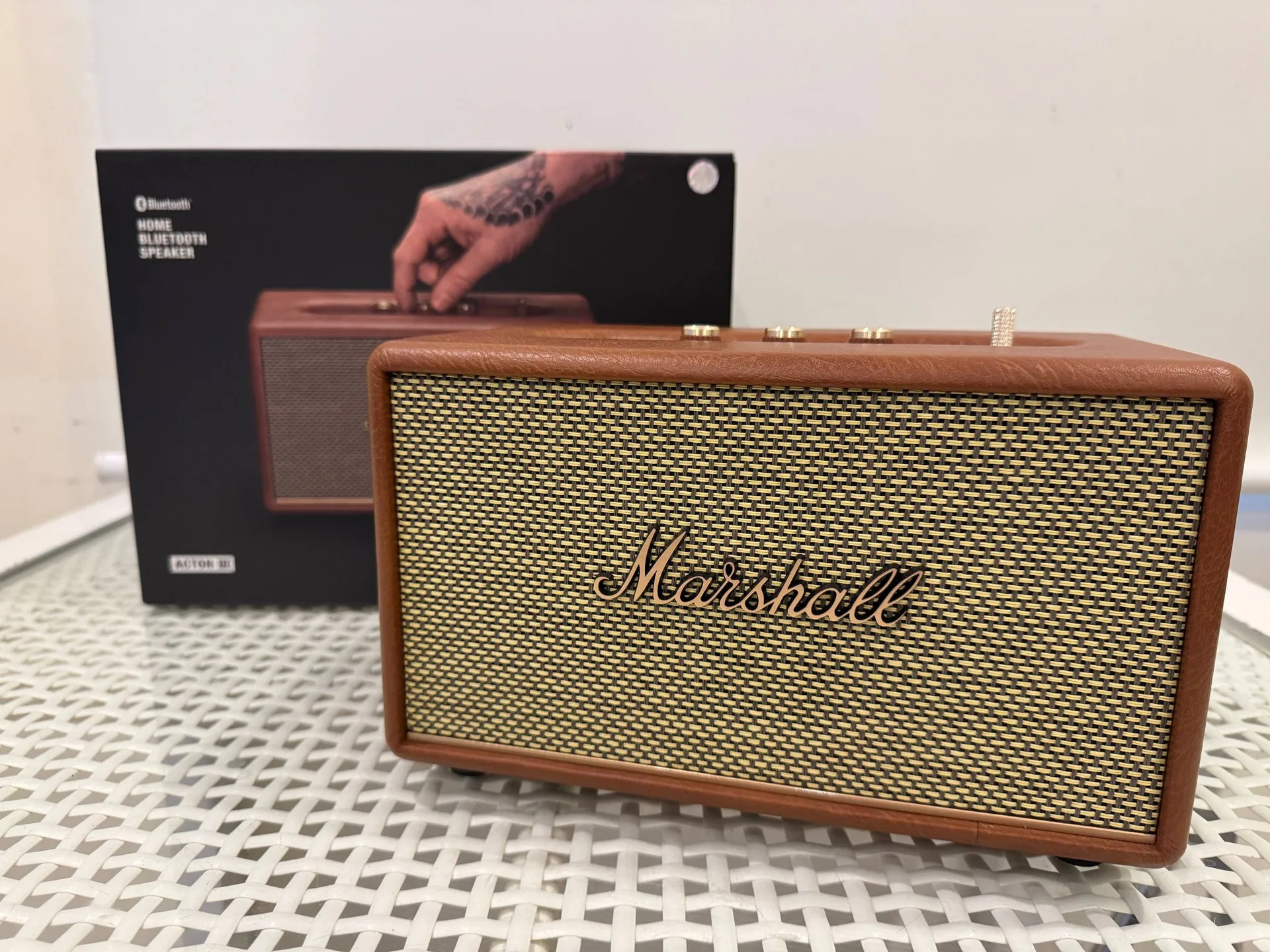 Колонка Marshall Acton III