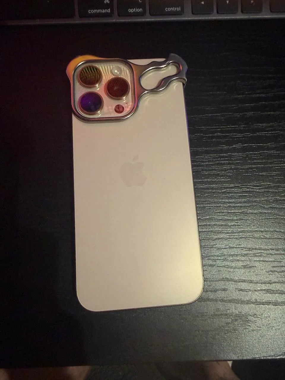iPhone 16 Pro Max 256 ГБ, Desert Titanium