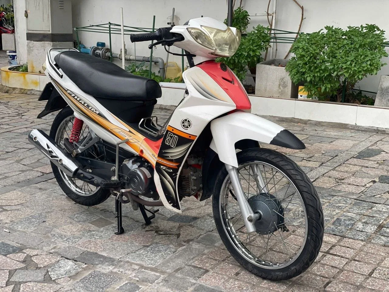 Бело-красный байк 110cc, 2016