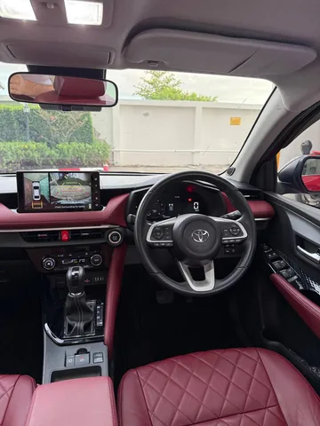 Toyota Yaris Ativ Premium Luxury, фото 2