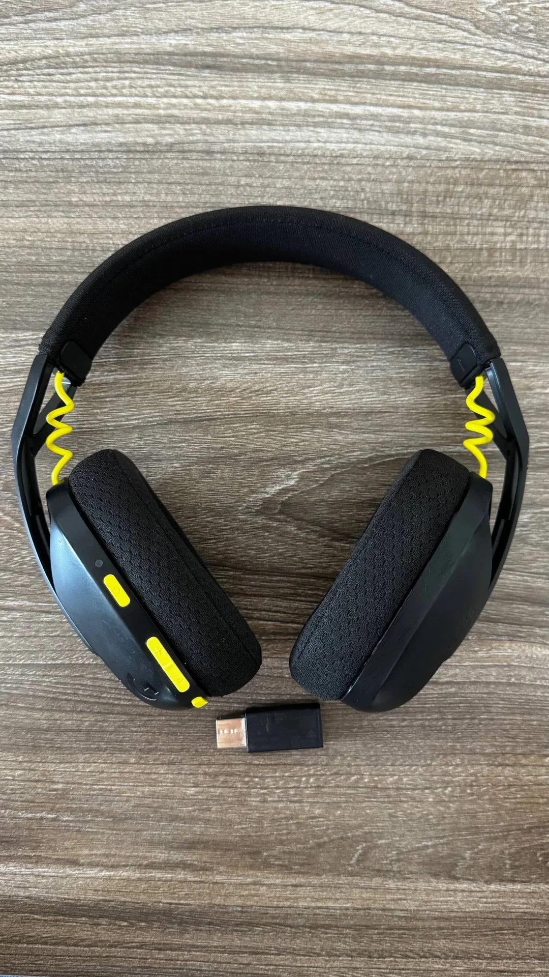 Игровые наушники Logitech G435
