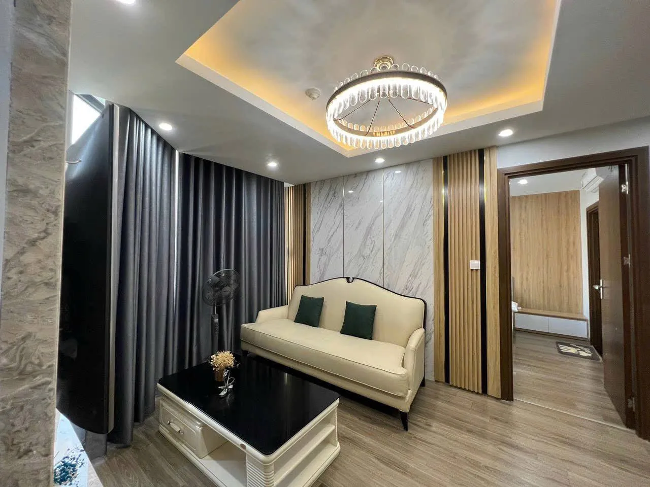 Двухкомнатная квартира в HUD, 70 м², фото 2