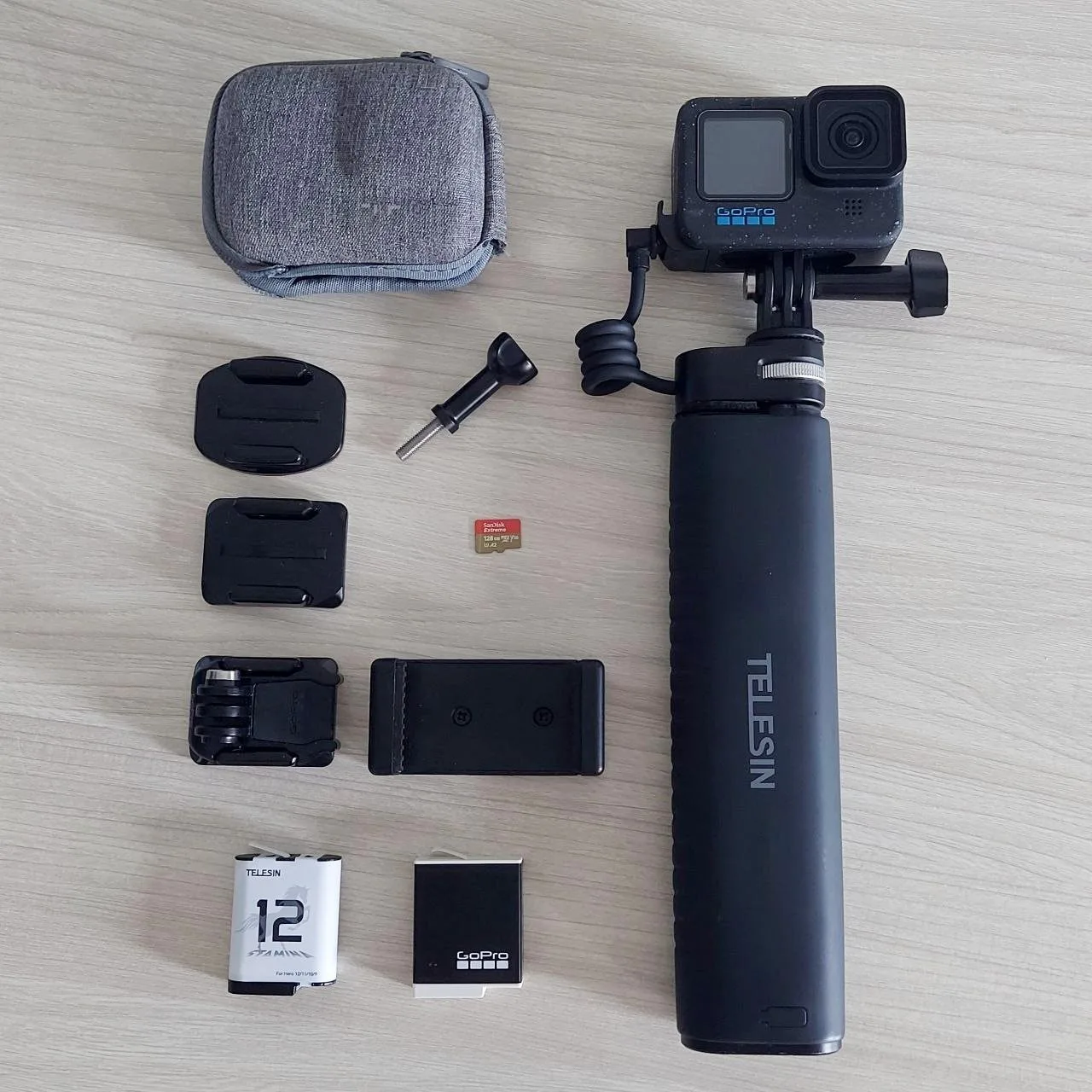 GoPro Hero 12 Black с полным комплектом