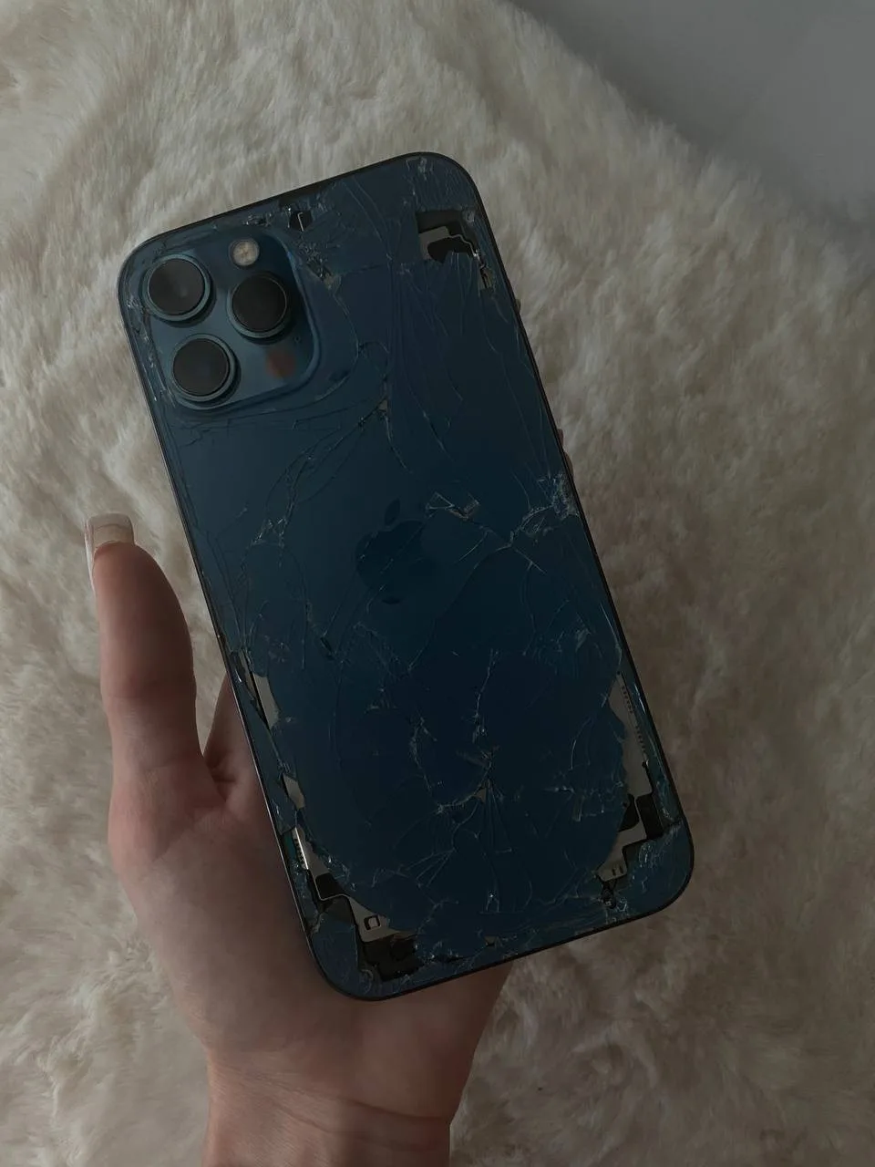iPhone 15 Pro Max, 256 ГБ, под ремонт