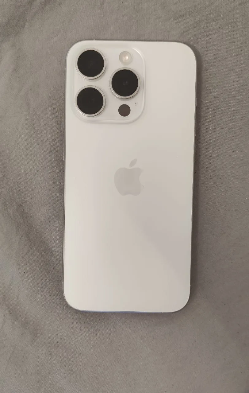 IPhone 15 pro белый, Sim+eSim, 256 Гб, фото 2