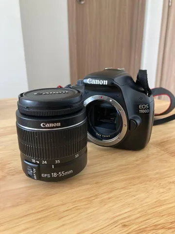 Canon EOS 1100D с объективом 18–55 мм, фото 2