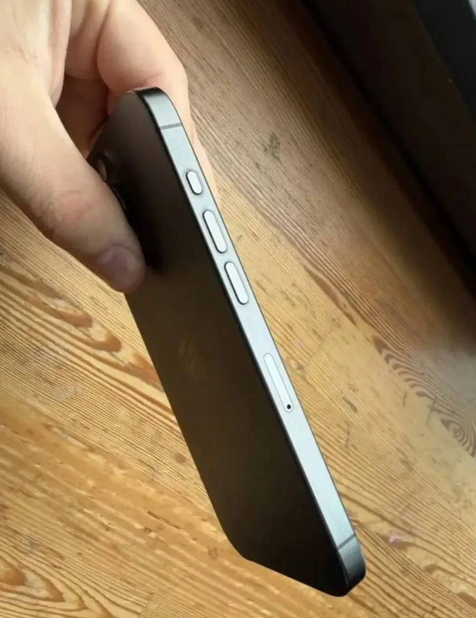iPhone 15 Pro 128 ГБ, фото 2