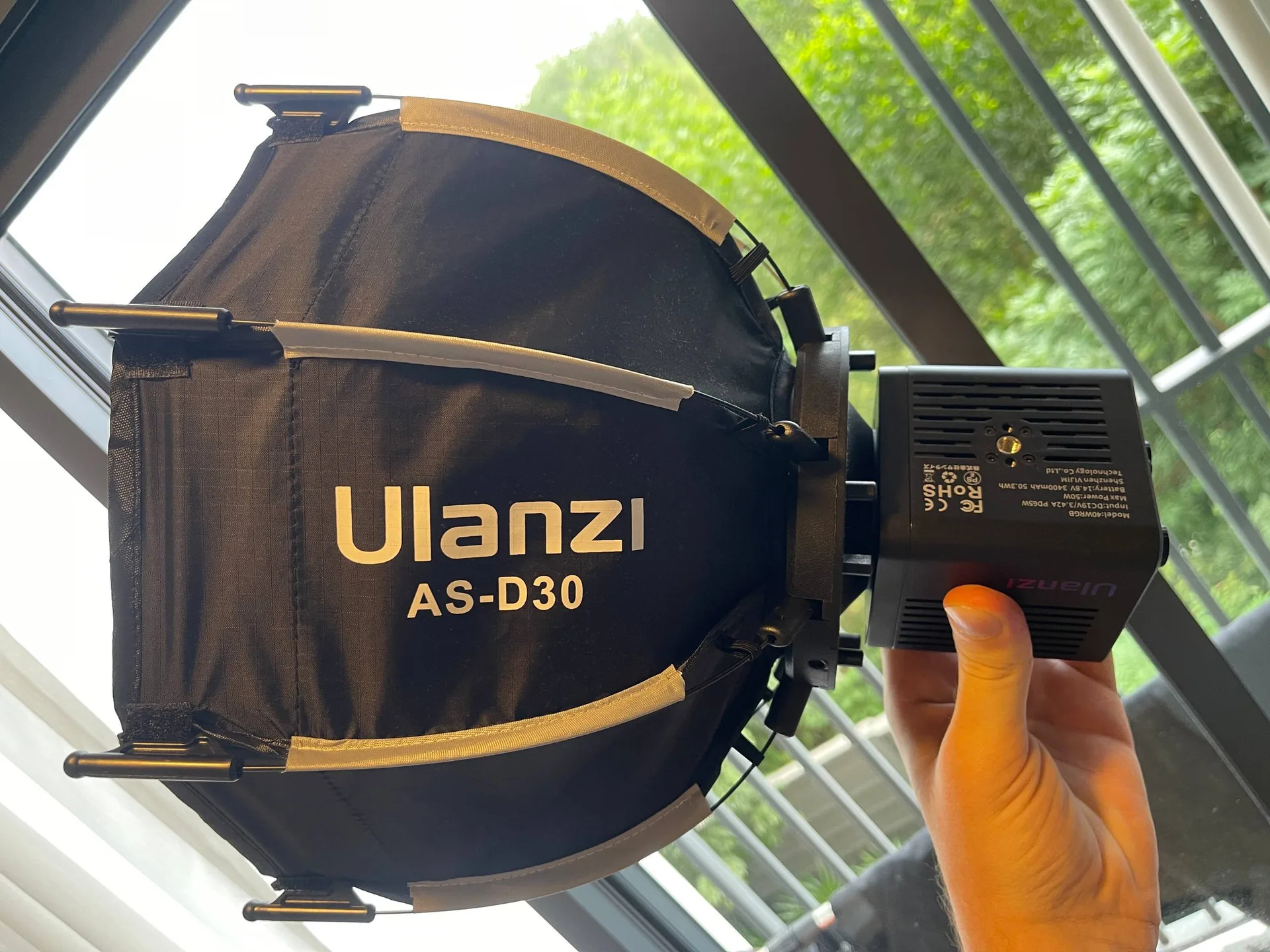 Свет Ulanzi 40W RGB с софтбоксом AS-D30