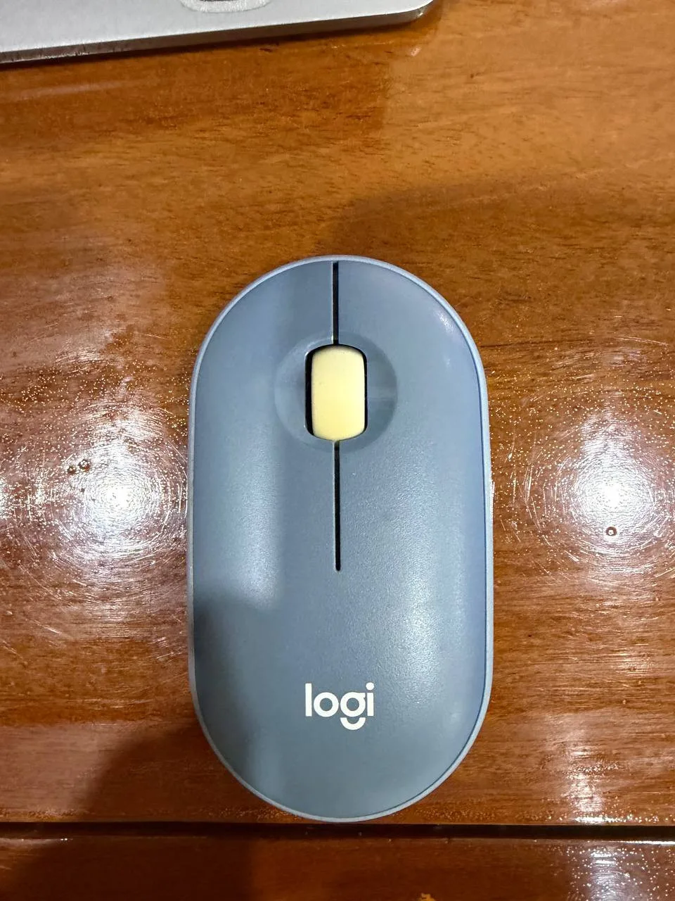 Мышка Logitech pebble