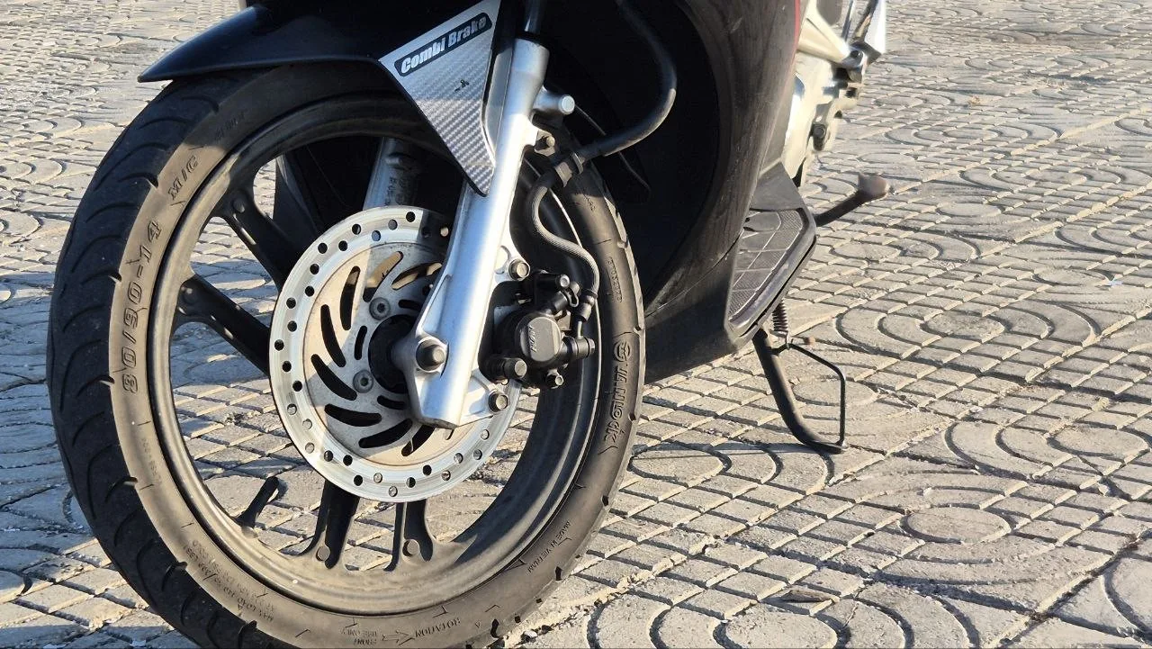 Honda Airblade Fi, 2011-2012, фото 4