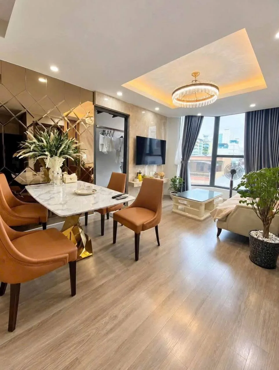Квартира с 2 спальнями, 60 м², комплекс HUD