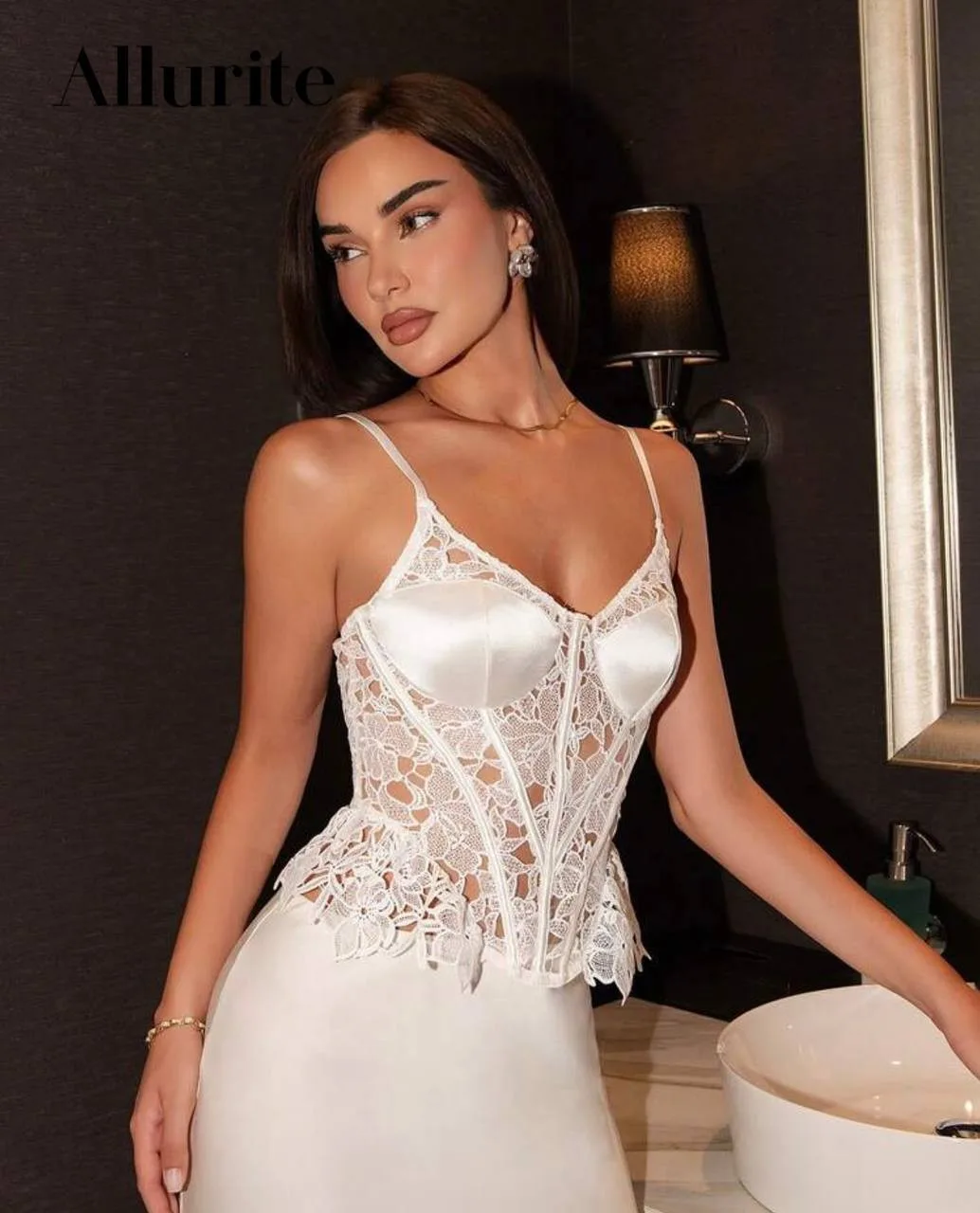 Корсет SHEIN, S