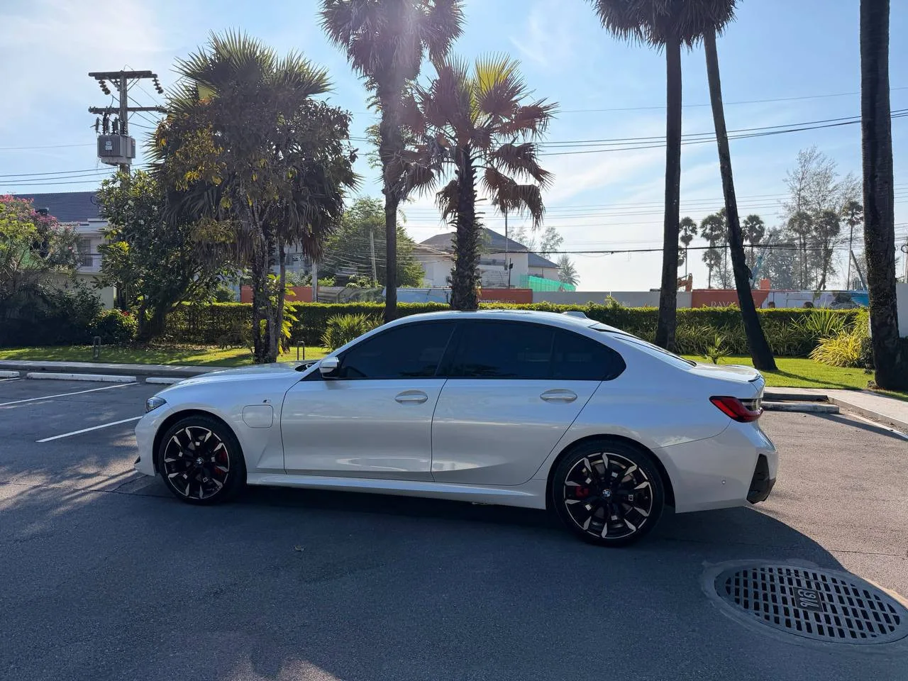 BMW 330e M Sport Plug-in Hybrid, 2025, фото 4