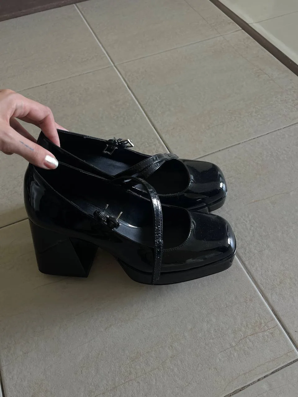 Туфли на каблуке aldo, 38 размер