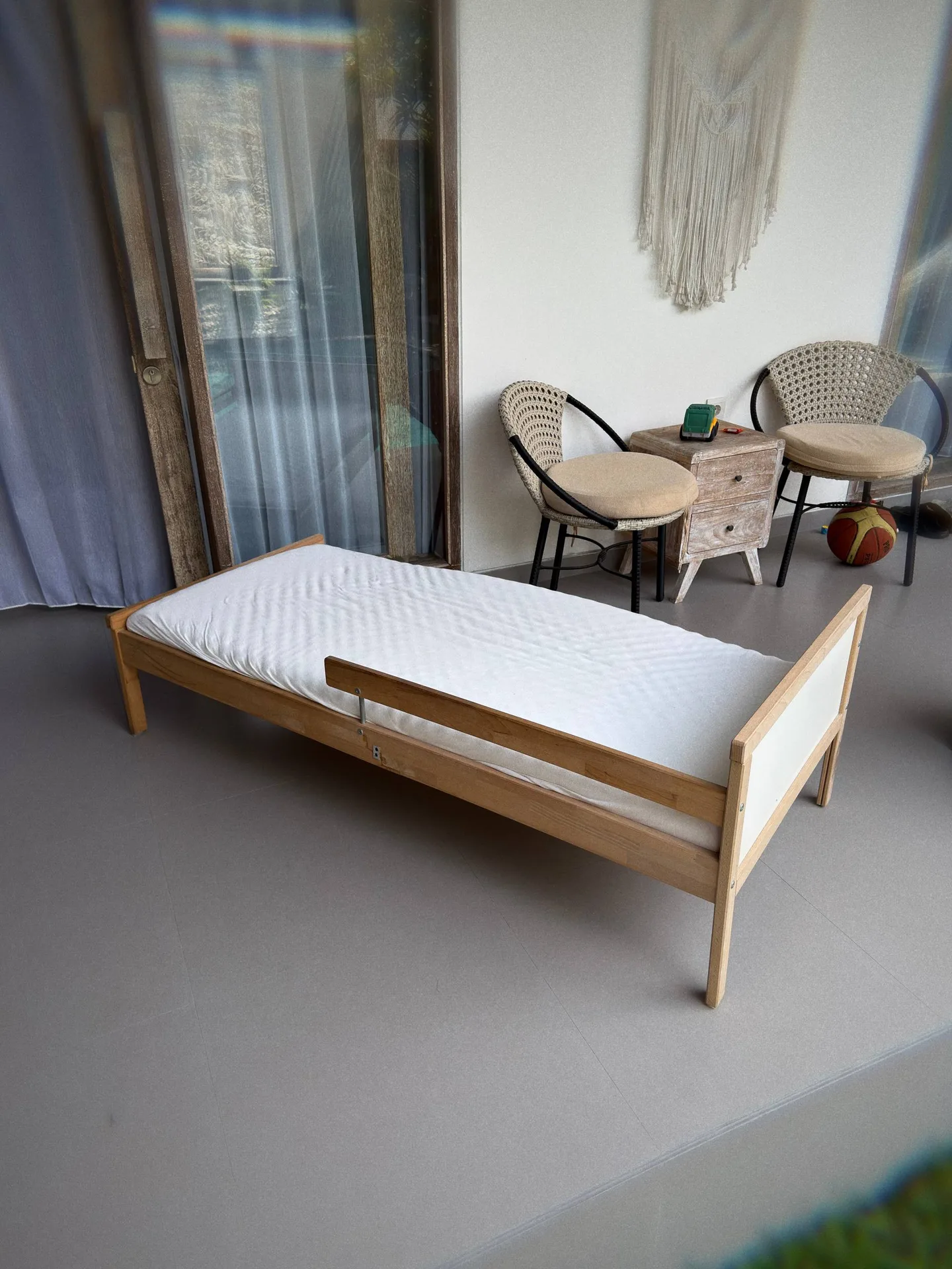 Детская кровать IKEA 160×70 см с матрасом