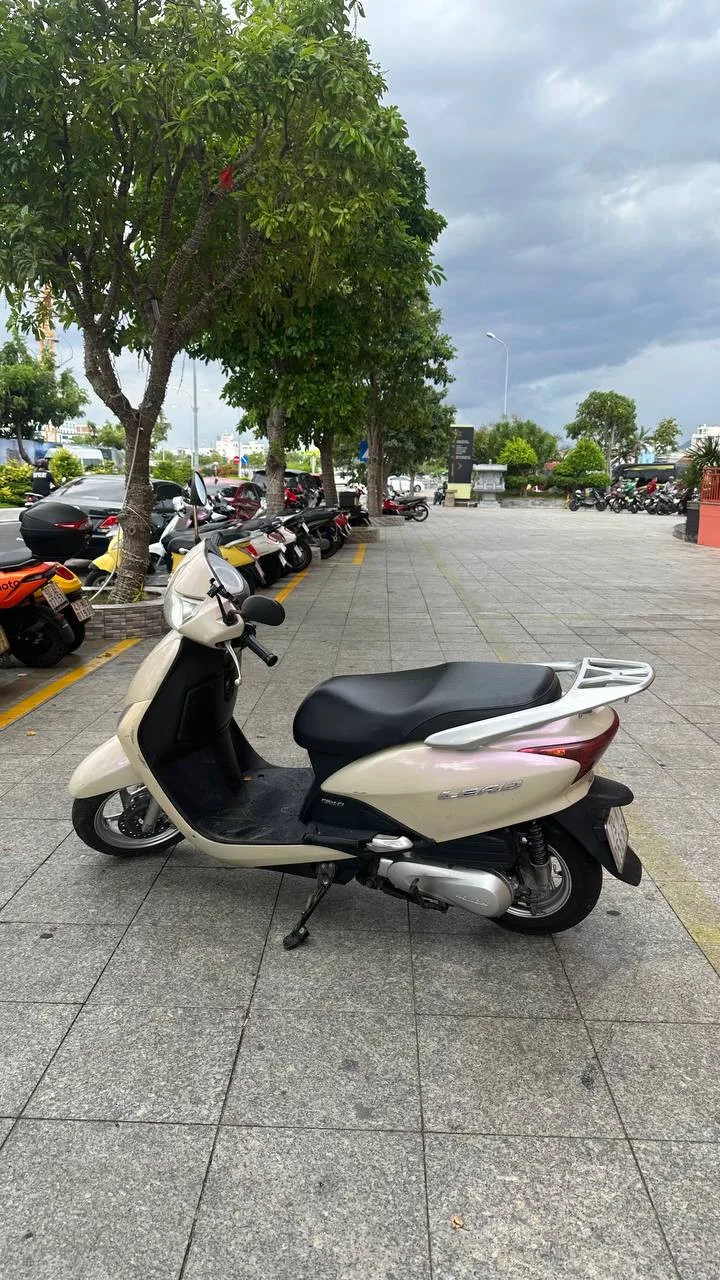 Honda Lead 110, 2011