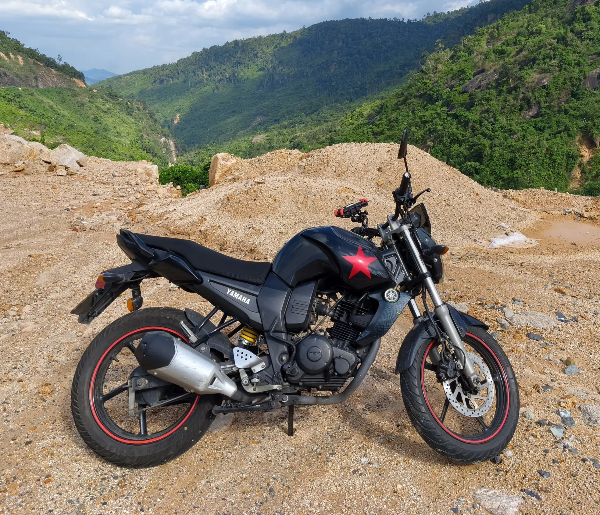 Yamaha FZ150i