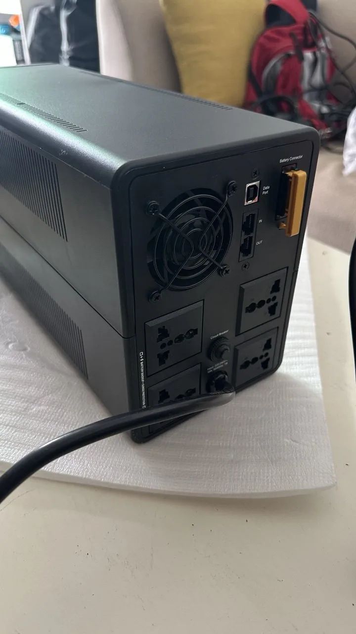Бесперебойник APC BX2200MI-MS 2200VA 1200W