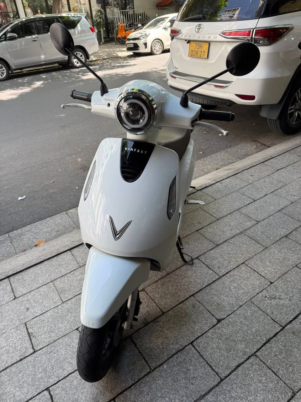 vinfast evo 200 lite