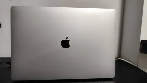 Macbook pro 16" 2019, i7, 16gb, 512gb, фото 3