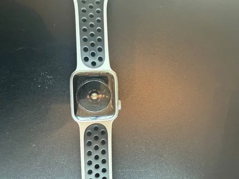 Apple Watch SE 40 мм, Nike Edition, фото 6