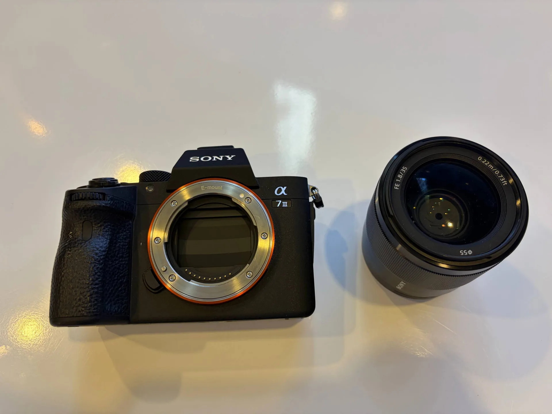 Камера Sony A7 III + объектив Sony FE 35mm F1.8