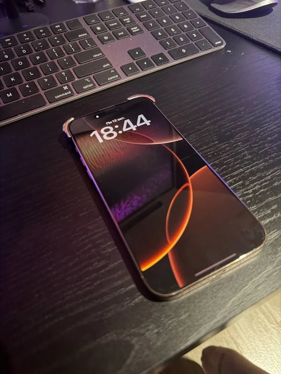 iPhone 16 Pro Max 256 ГБ, Desert Titanium, фото 2