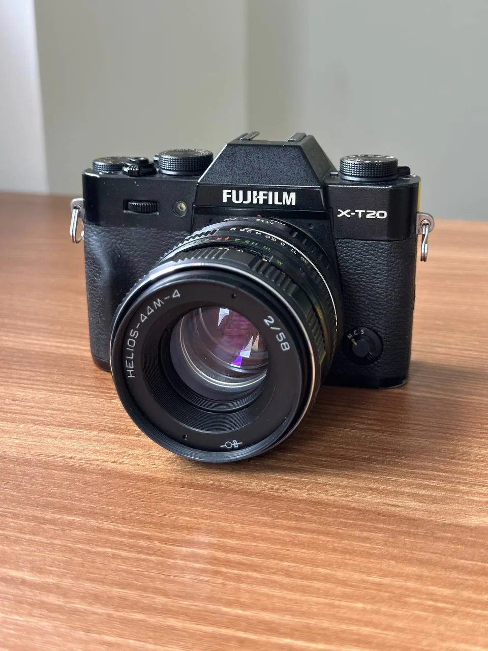 Fujifilm X-T20 с тремя объективами, фото 2