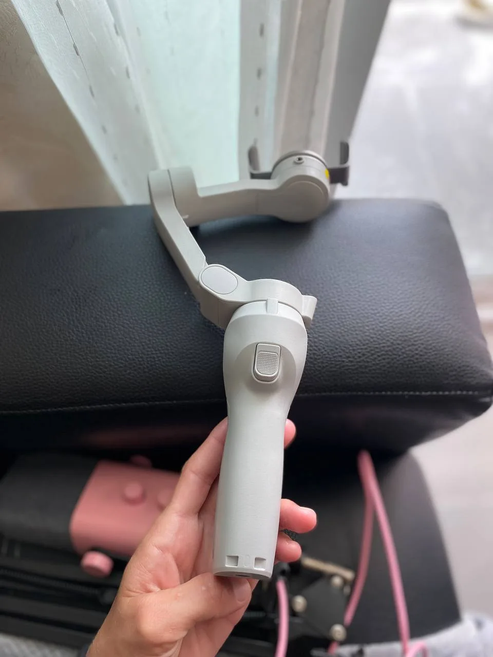 Стабилизатор DJI Osmo Mobile SE
