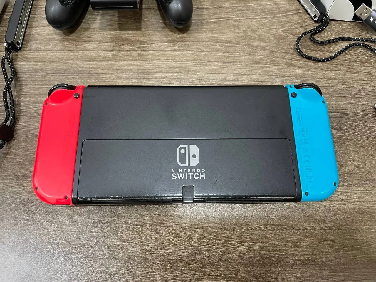 Nintendo Switch OLED, взломанная, фото 3