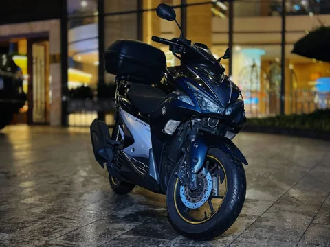 Yamaha NVX, 2017, с кофром Givi, фото 3