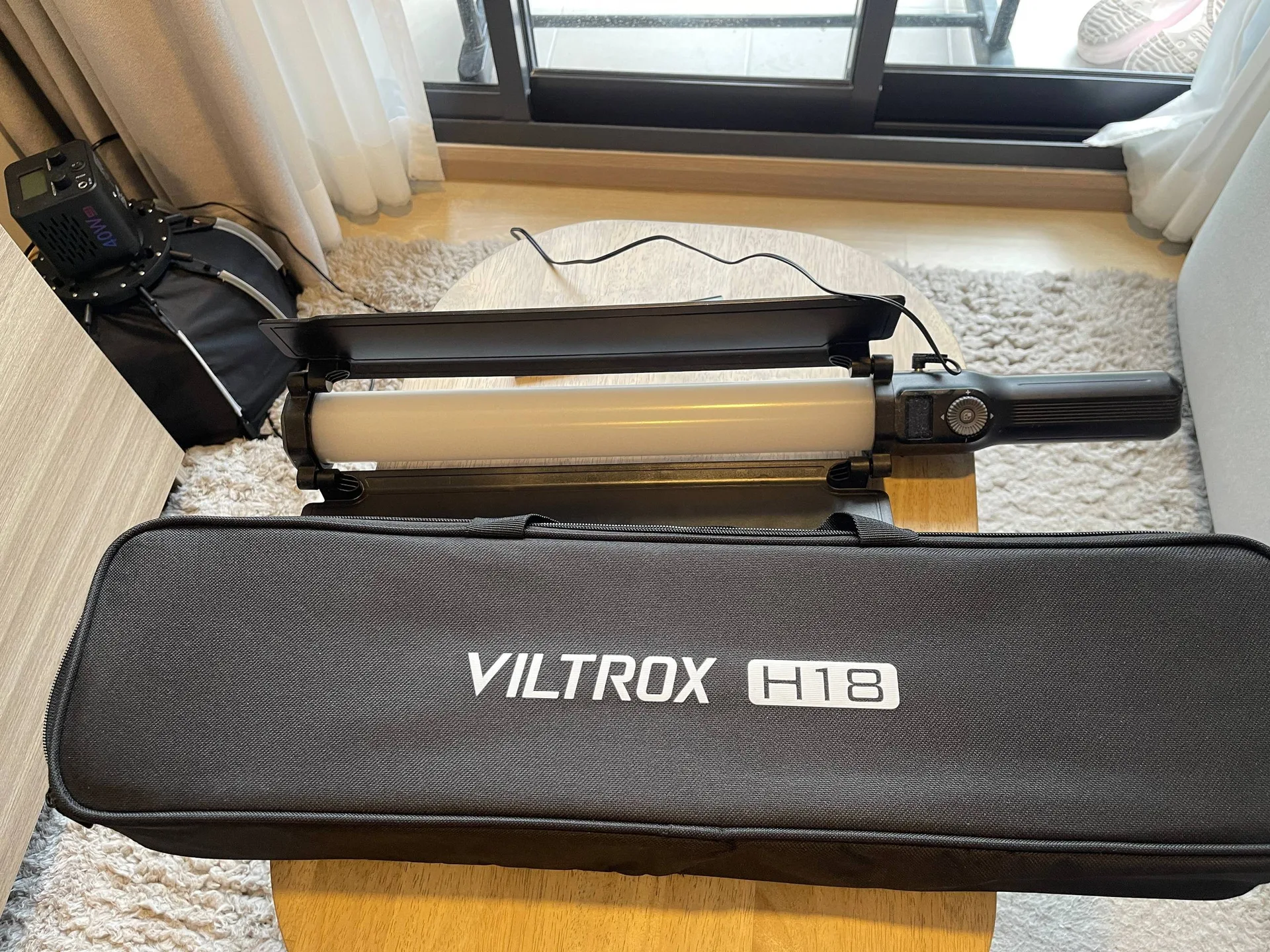 Светодиодная трубка Viltrox H18 RGB