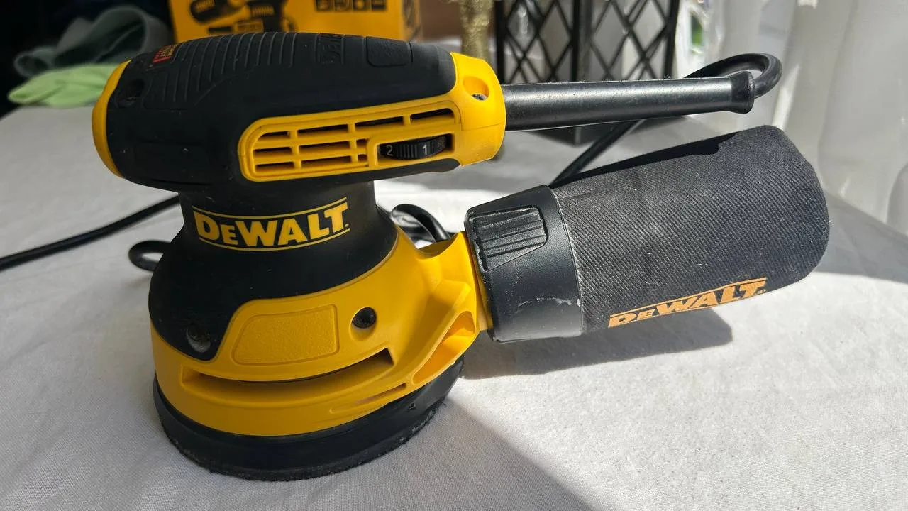 Эксцентриковая шлифмашина DeWALT DWE6423, 125 мм, фото 6