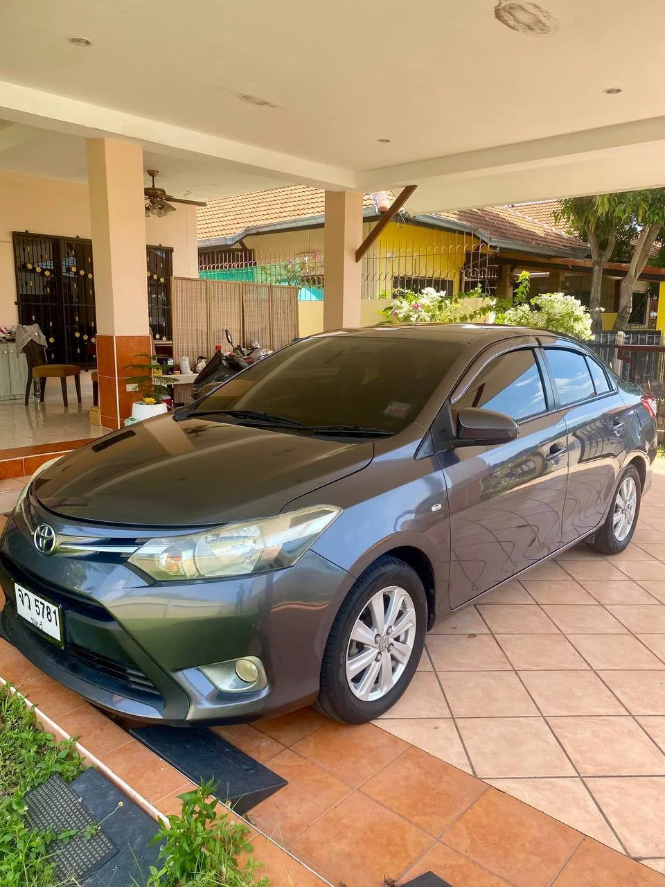 Toyota Vios grey