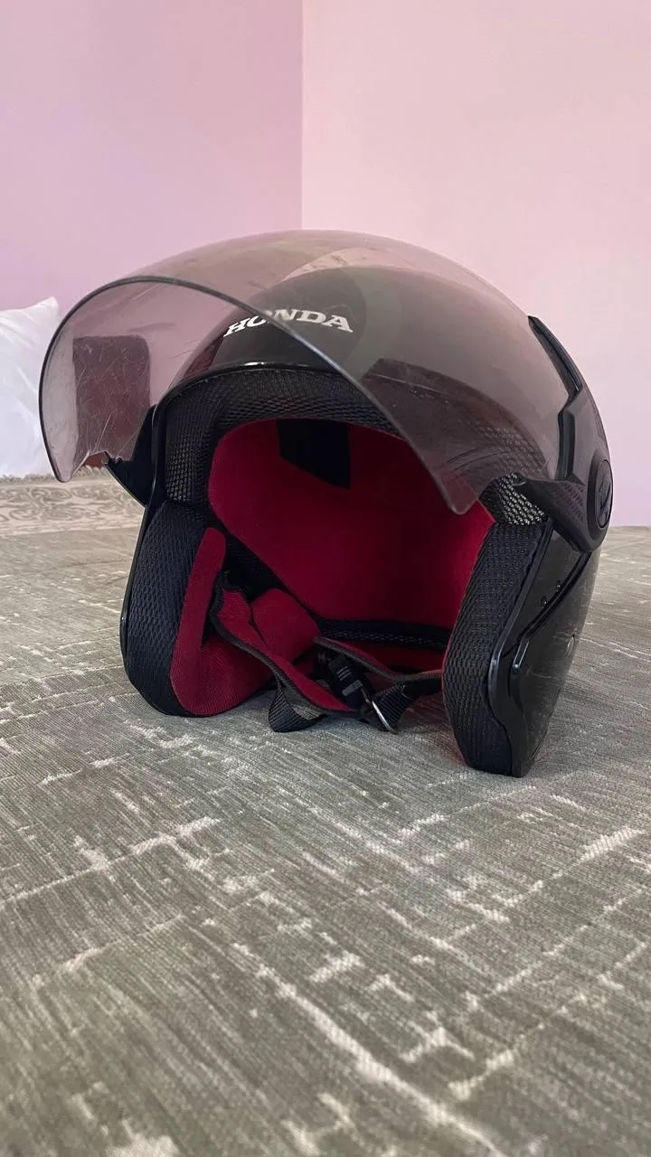 Шлем Honda 3/4, размер L-XL