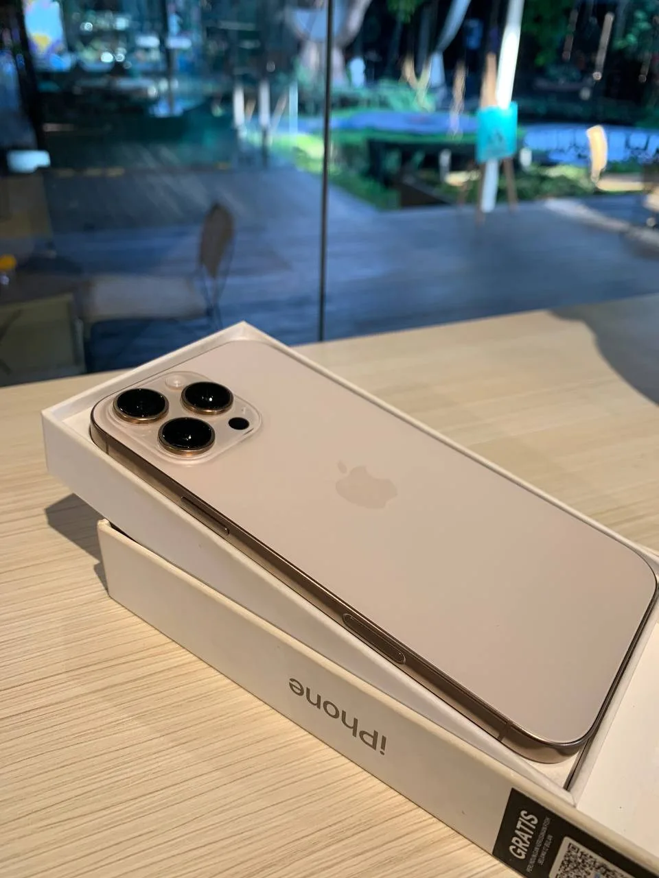 iPhone 16 Pro Max 512GB Desert Titanium