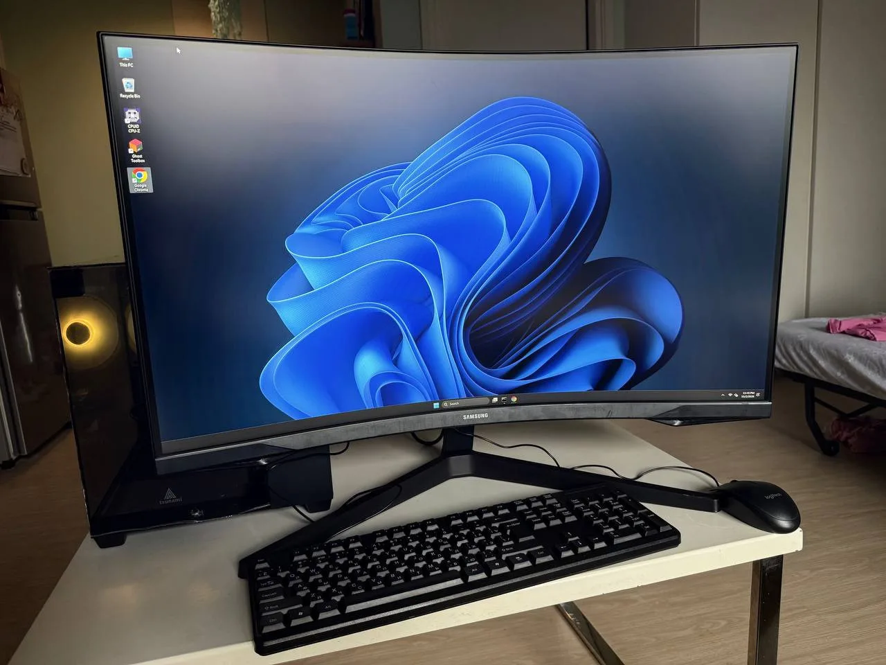 Игровой ПК Intel Core i5-12400F, RTX 5060, 32 ГБ