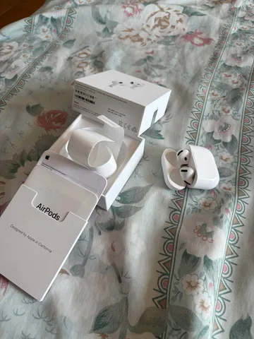 AirPods 5 с беспроводным зарядным кейсом, фото 4