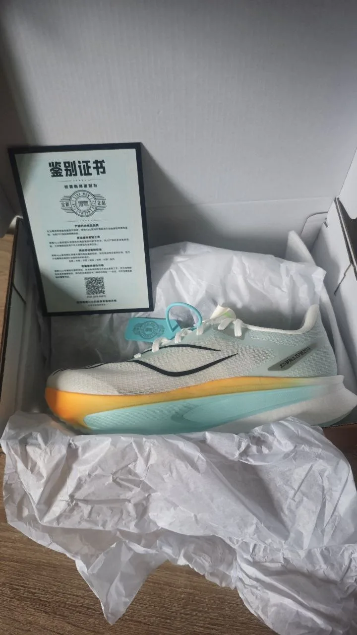 Кроссовки Li-Ning Feidian 6 Challenger, новые