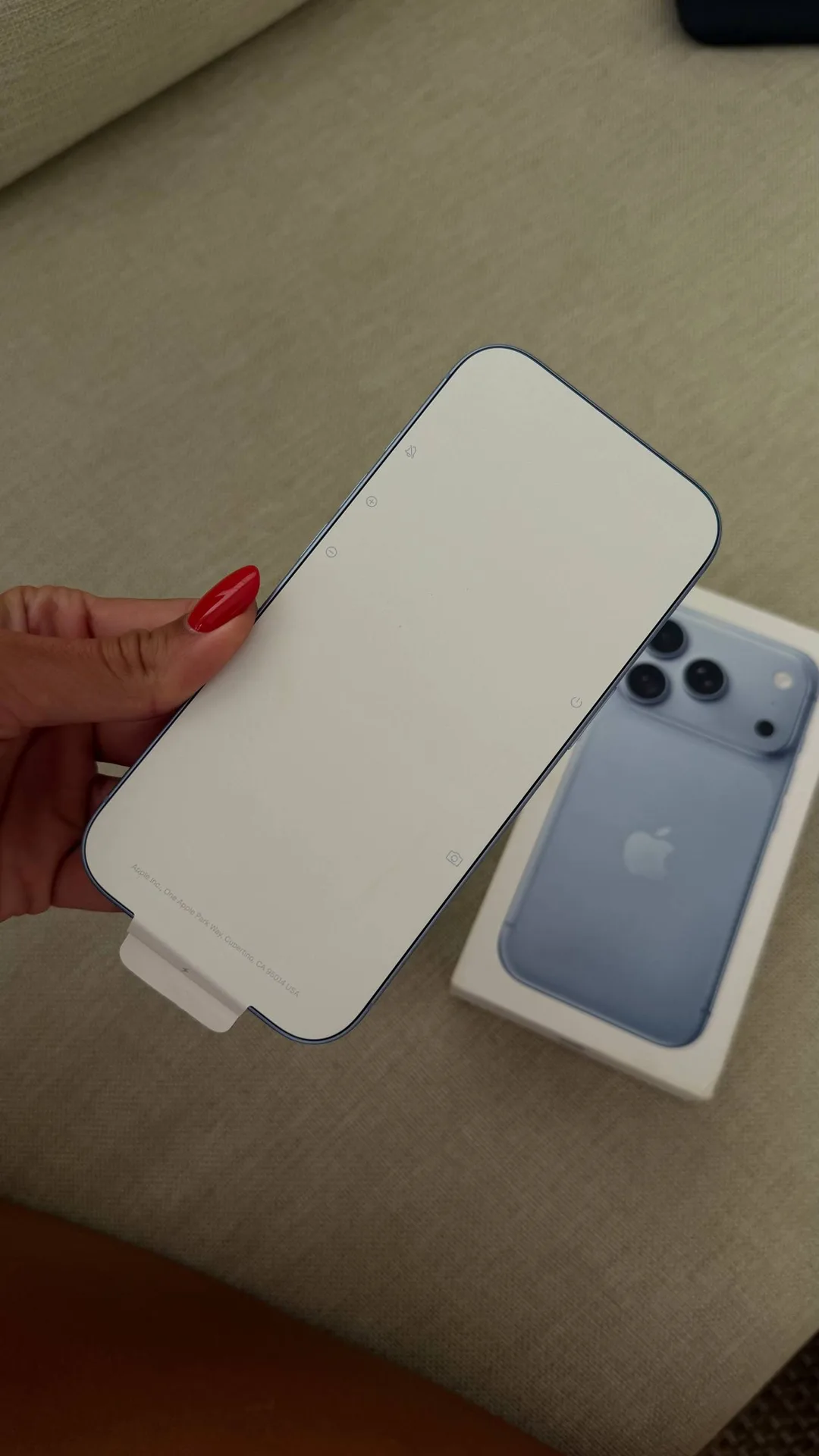 Новый iPhone 18 Pro, версия UK, фото 3