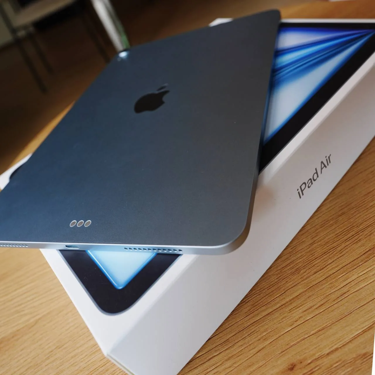iPad Air 11 M3 chip, голубой
