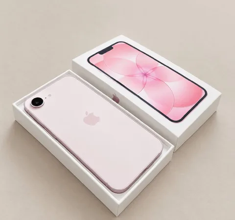 iPhone 17e, 256 ГБ, нежно-розовый, новый, фото 2