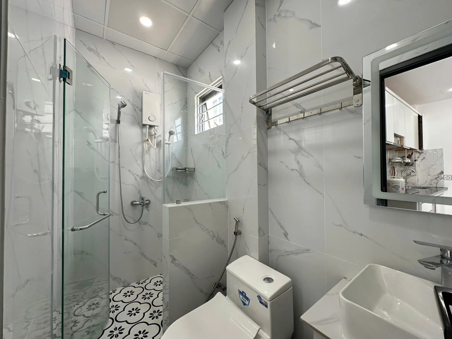 Квартира с 2 спальнями, 70 м², фото 3
