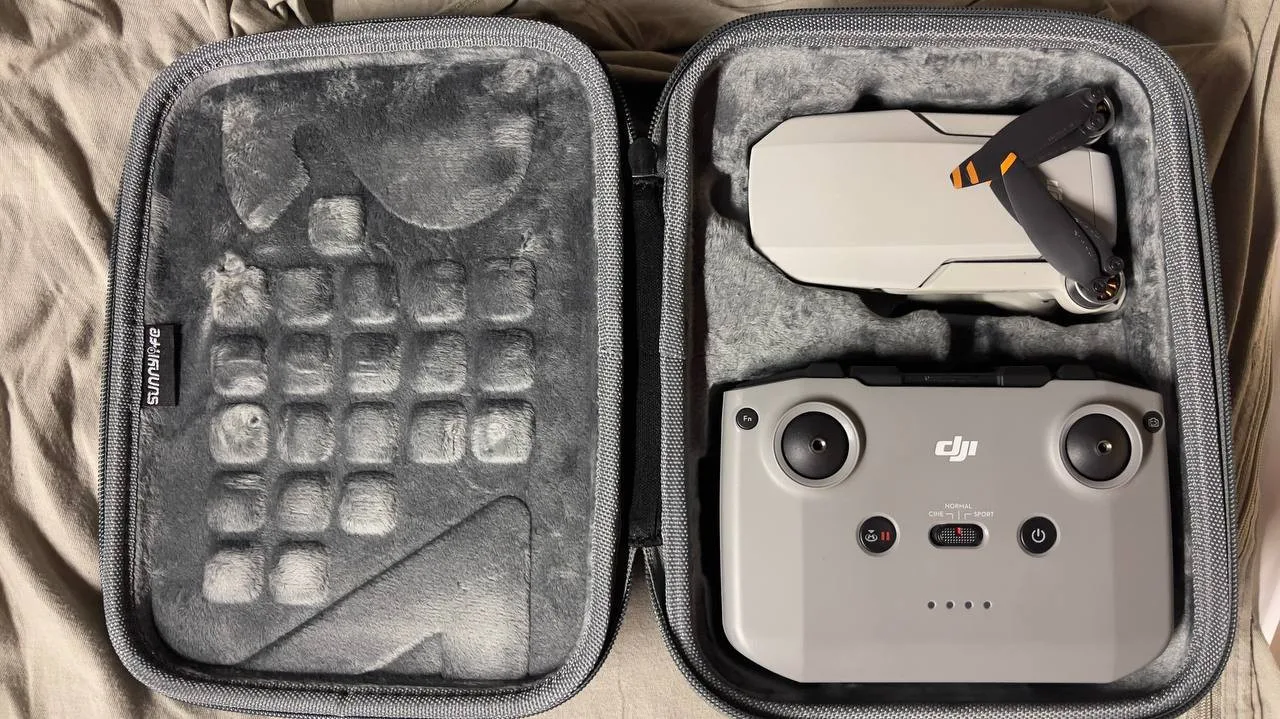 Квадрокоптер Dji mini 2 + флешка 128 gb + кейс