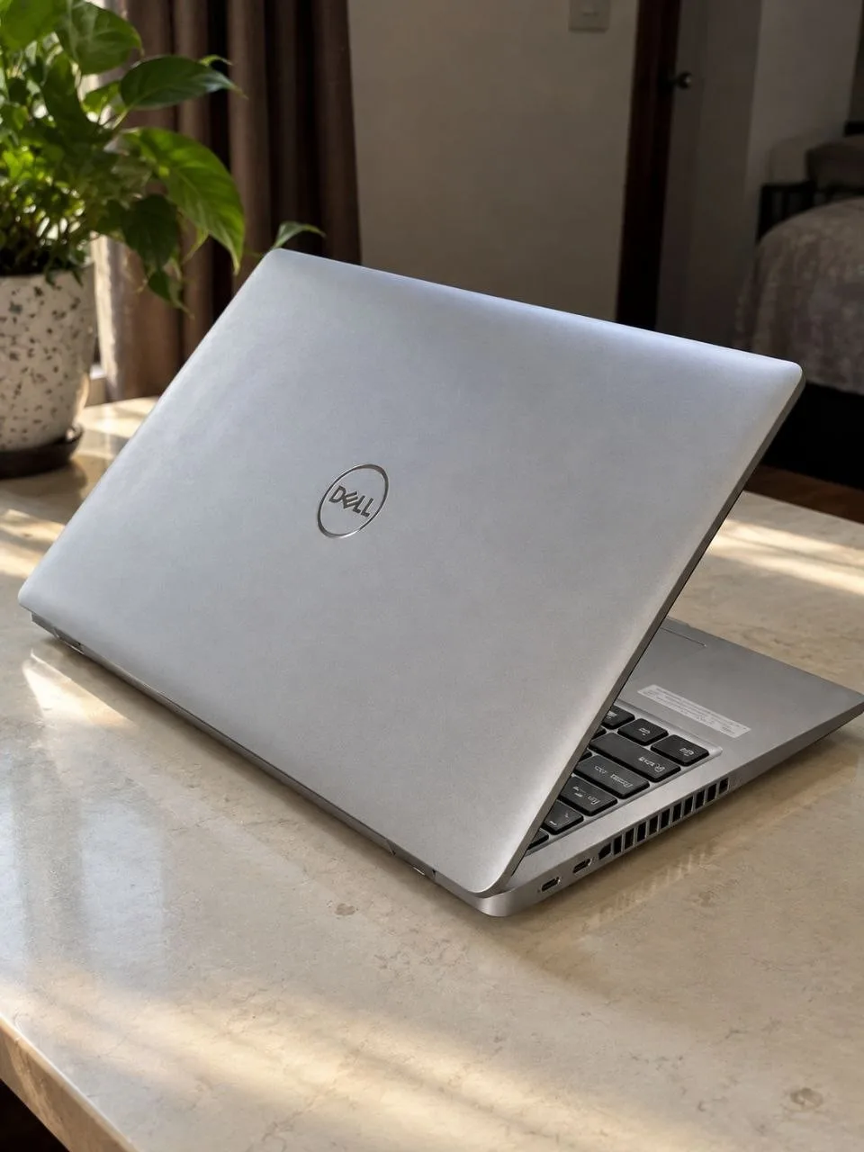 Dell Latitude 5520, Core i7, 16 ГБ RAM, SSD 256 ГБ, фото 2