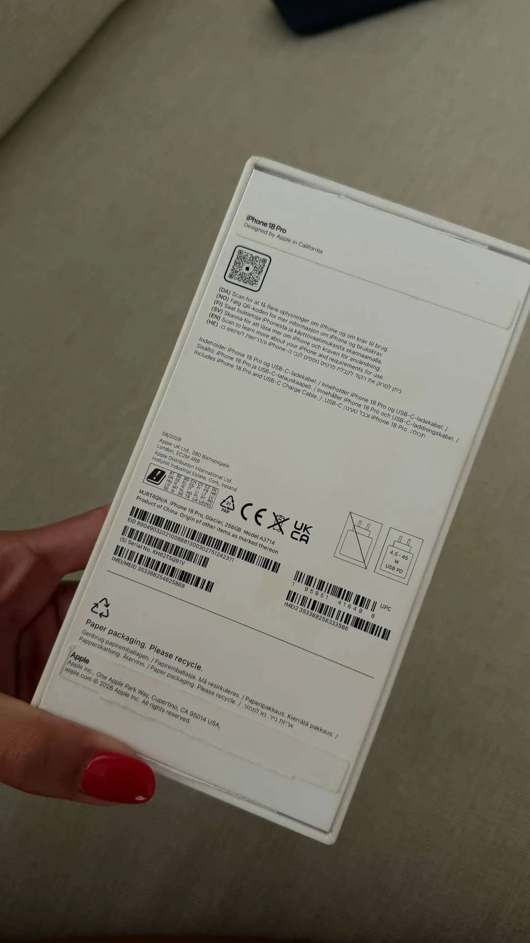Новый iPhone 18 Pro, версия UK, фото 4