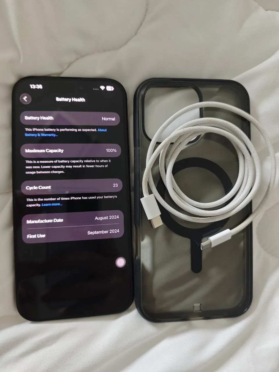 iPhone 16 Pro Max 256gb, titanium black, фото 3