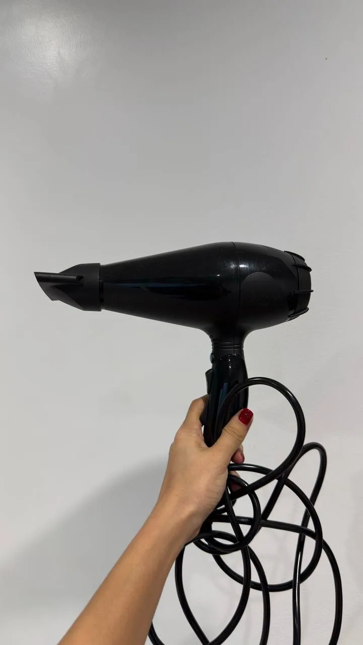 Профессиональный фен (Италия), 2200 Вт