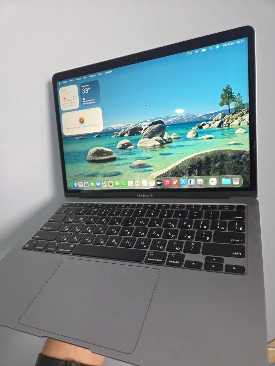MacBook Air M1 8/256 GB