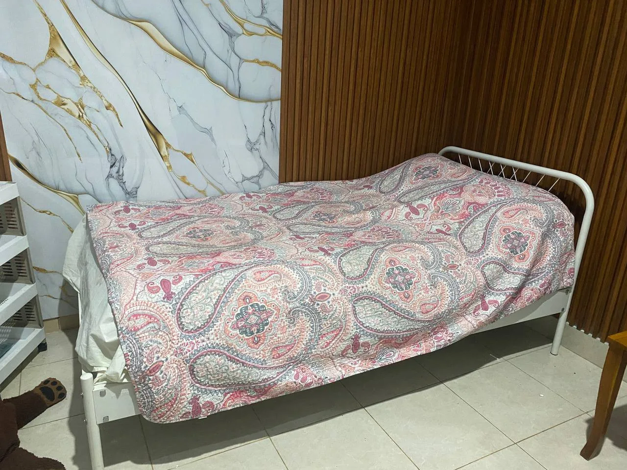 Кровать икеа односпальная